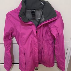 The North Face Womens Size Medium Rain Jacket 