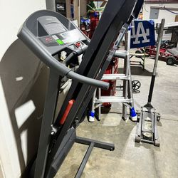 Weslo Cadence G 5.9 Treadmill 