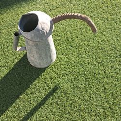 1 Gallon Oil Can With Flexible Spout.