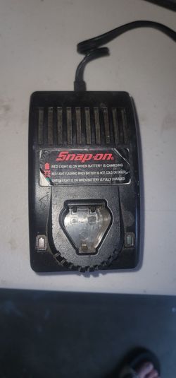 Snap On CTC572 Charger 