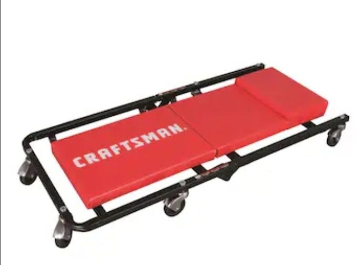 Brand new CRAFTSMAN 19.09-in x 18.31-in foldable Creeper