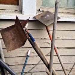 Alu.minum Grade Rake In Great Condition No Longer Needed