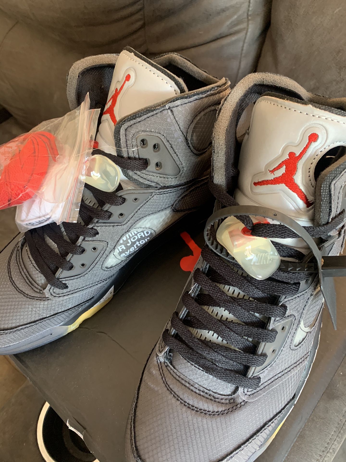 New Jordan 5 Off White sz11