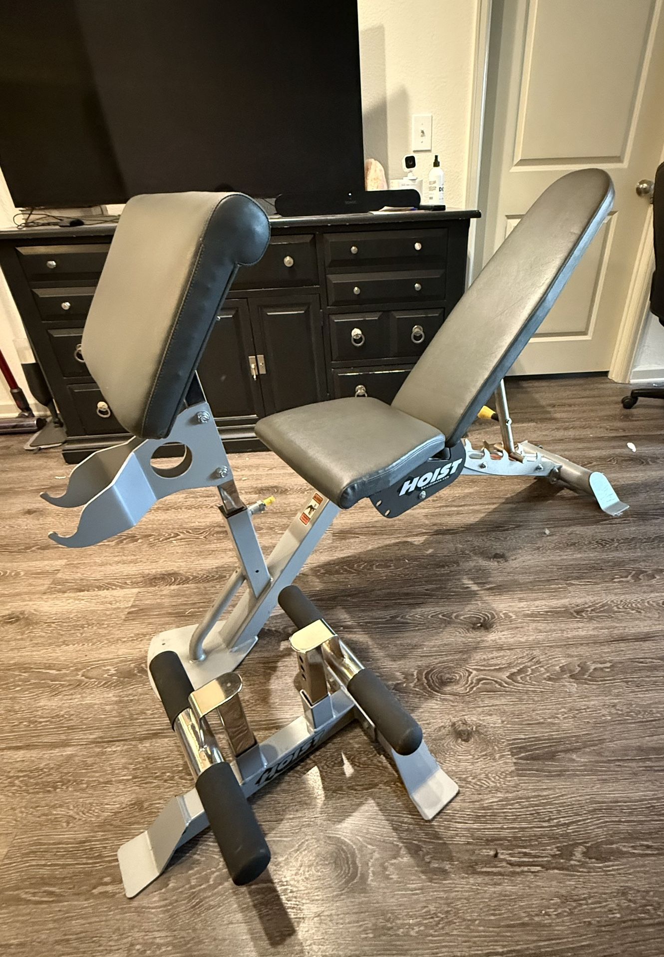 Hoist Adjustable Workout Bench Decline