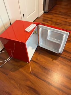 Refrigerator in excellent condition