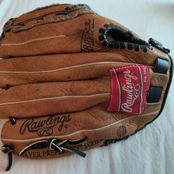 Rawlings Baseball Glove 10.5 in RHT RBG80FR