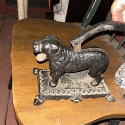 1904 Cast Iron Dog Nut Cracker Worlds Fair St. Louis, Missouri