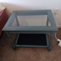 Bed/sofa Side table 