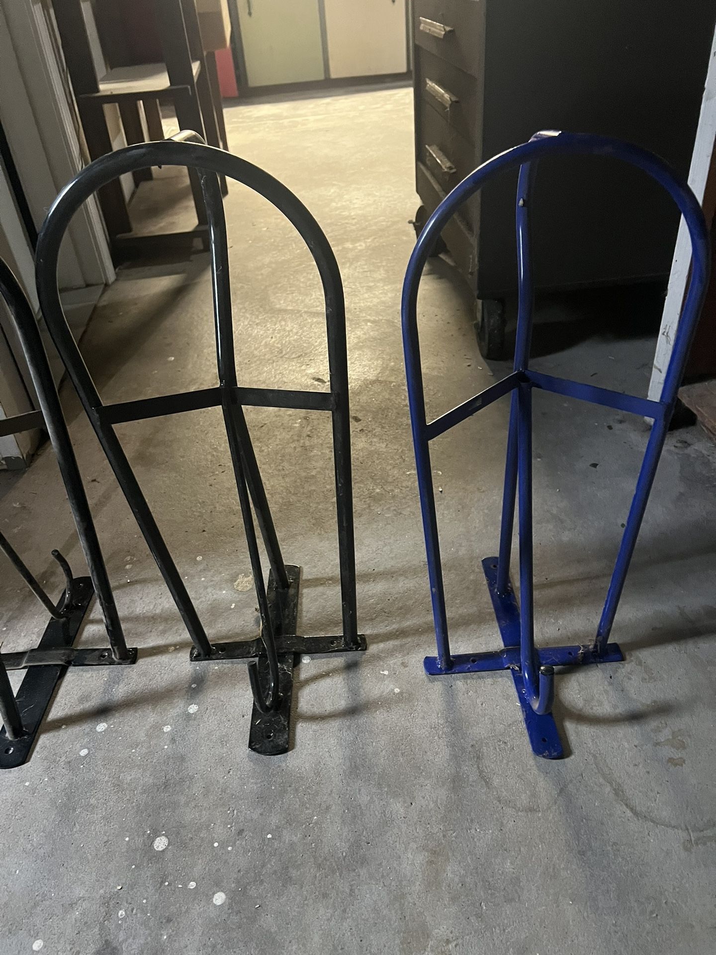 Wall mount Saddle Racks