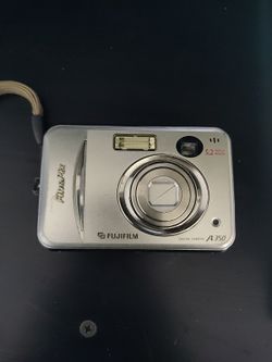 Fujifilm FinePix A350 5.2MP Compact Digital Camera - For Parts Or Repair