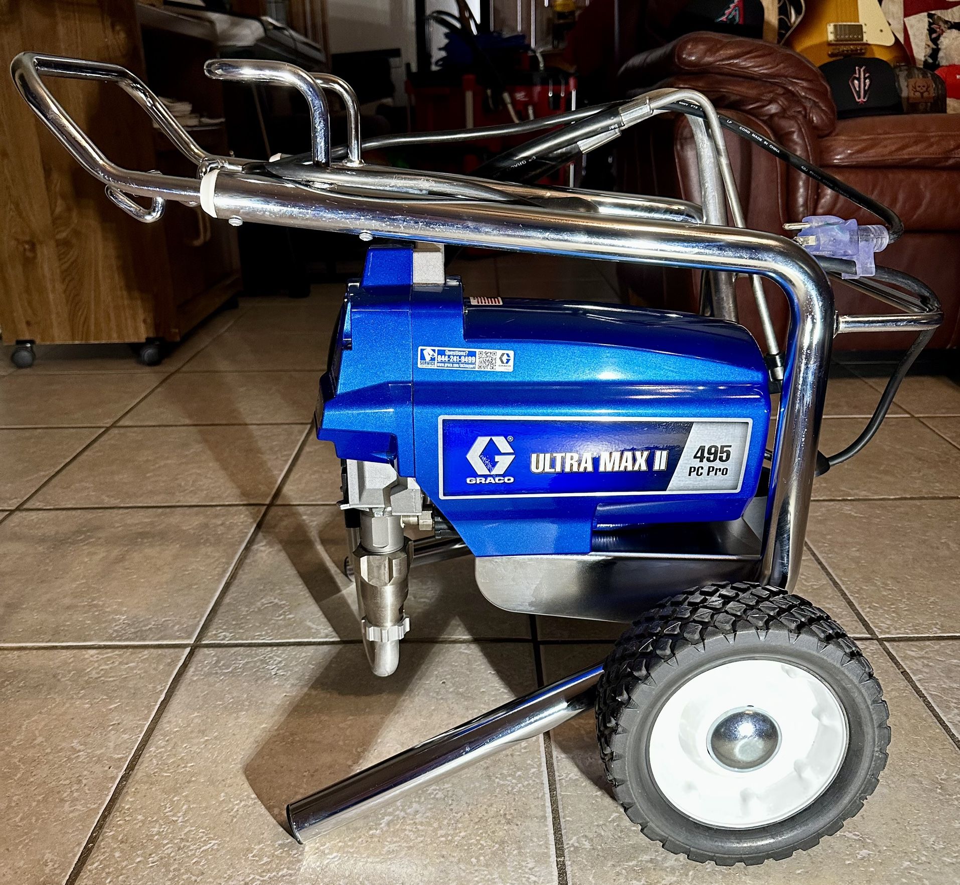 Graco Ultramax II 495 PC Pro - Lo-Boy Airless Sprayer