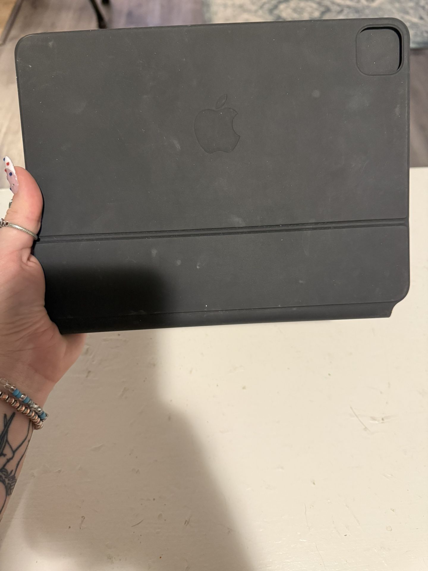 Apple iPad Case With Keyboard 