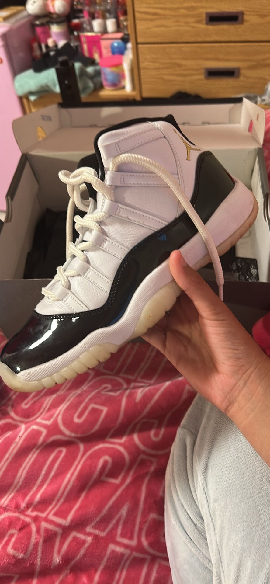 jordan 11 “gratitude” used