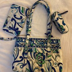 Vera Bradley Like New
