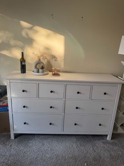 White 8-Drawer Double Dresser