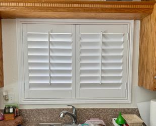 Plantation Shutters- FREE ESTIMATES & SAME DAY PRICING, Custom, Real Wood, Window Shutters, Treatments, Coverings. Persianas de Madera.
