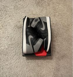 Jordan 1 “Shadow” Size 8