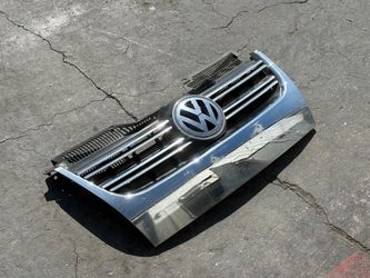 2005-2010 Volkswagen Jetta Front Bumper Grille