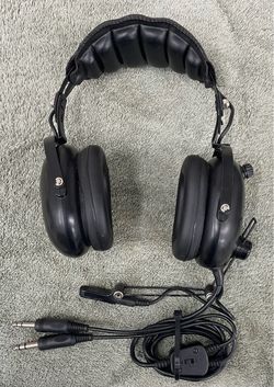 Aviation headset