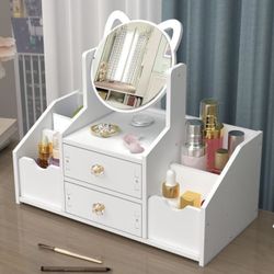 Luxurious White Wooden Makeup Organizer 