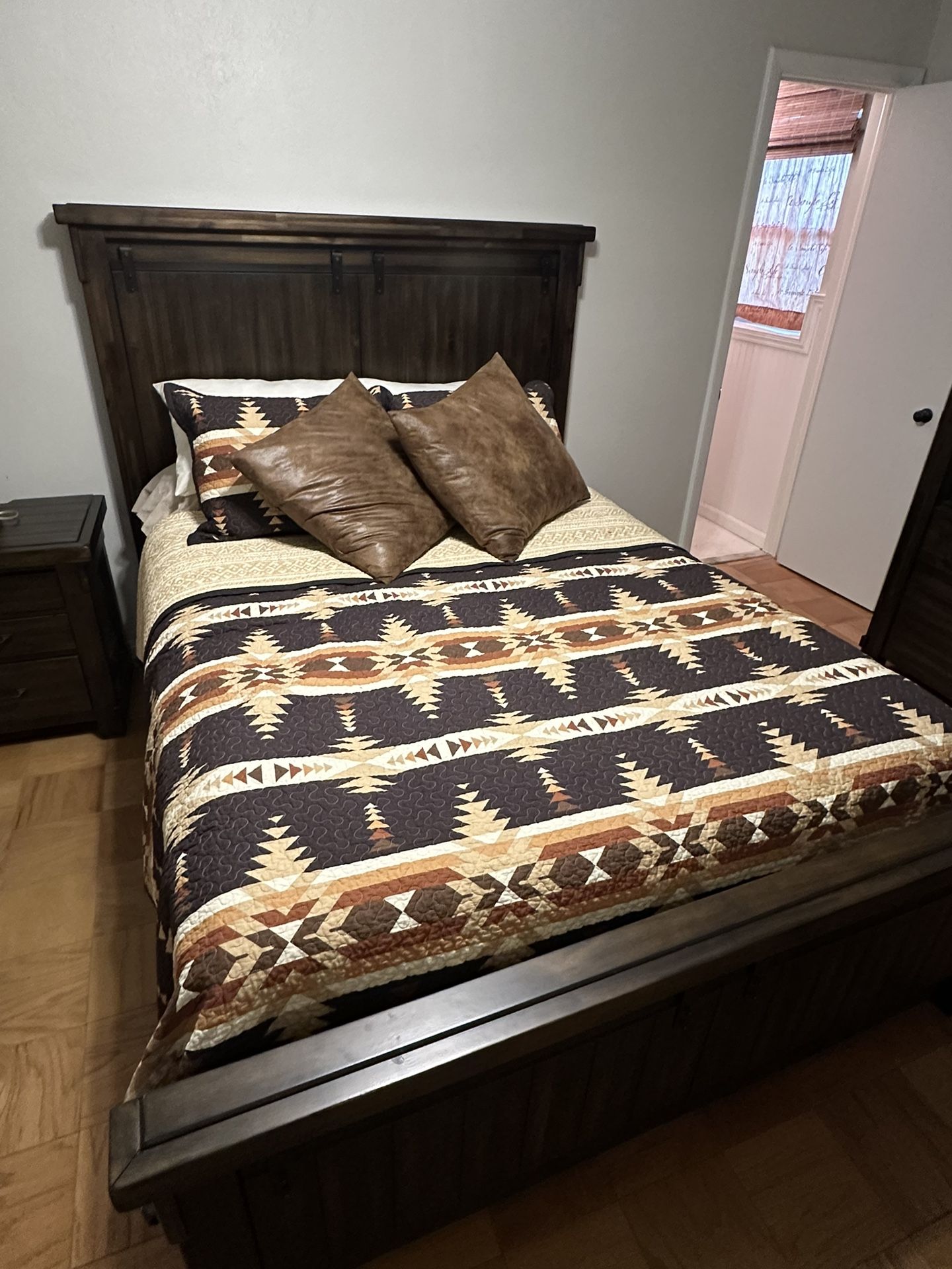 Rustic Solid Wood Bedroom Set – Bed, Dresser w/ Mirror, Chest & Nightstand