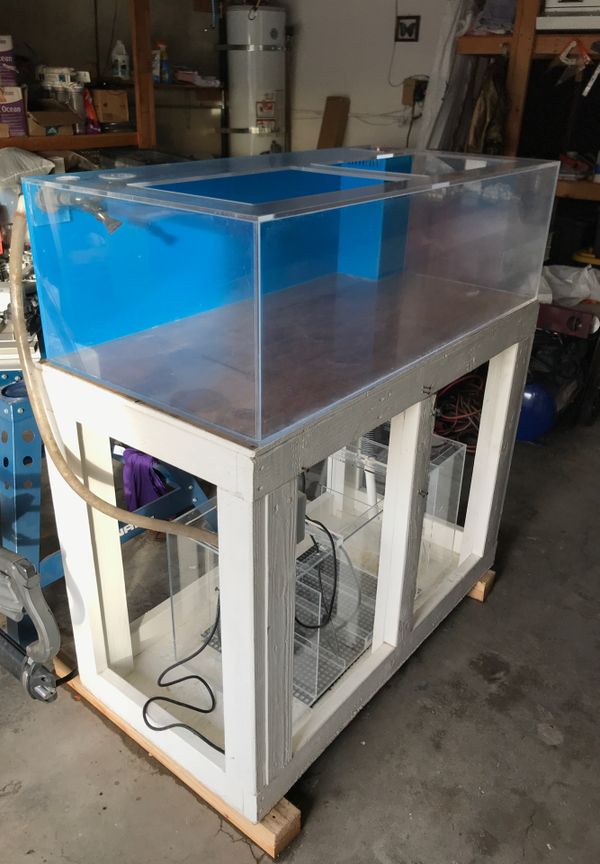 75 gallon Acrylic reef aquarium for Sale in Montclair, CA OfferUp