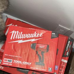Milwaukee M18 Heat Gun