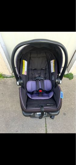 GRACO SNUGRIDE CAR SEAT