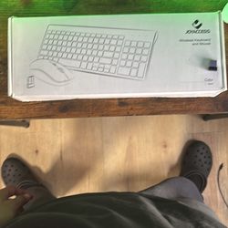 Wireless mouse keyboard
