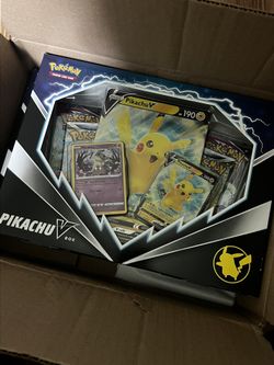 PIKACHU V BOX FUSION STRIKE PACKS