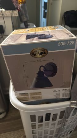 Two new outdoor lamps in box never opened