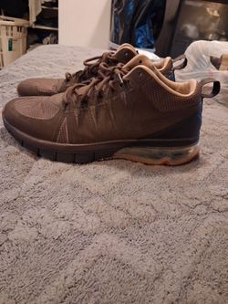 Nike Air Max Low-Top Sneakers Brown