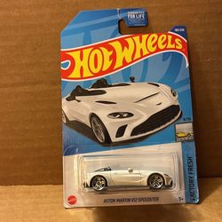 Hot Wheels Aston Martin V12 Roadster (Milwaukie,OR)