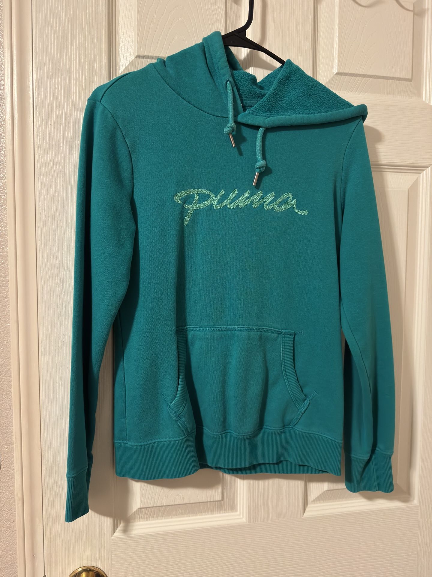 Teal Blue Puma Sweater / Hoodie / Pullover For Women Size Small