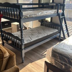 Twin/twin Bunk Bed