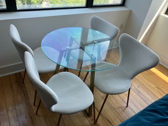 Four Person Dining Set (Angelilo 4-Person Dining Set by Mercer41)