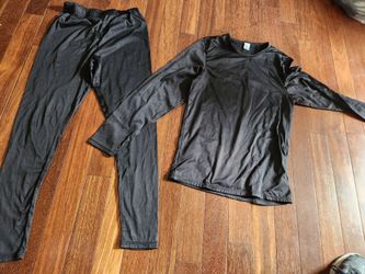 Boys black thermal set
