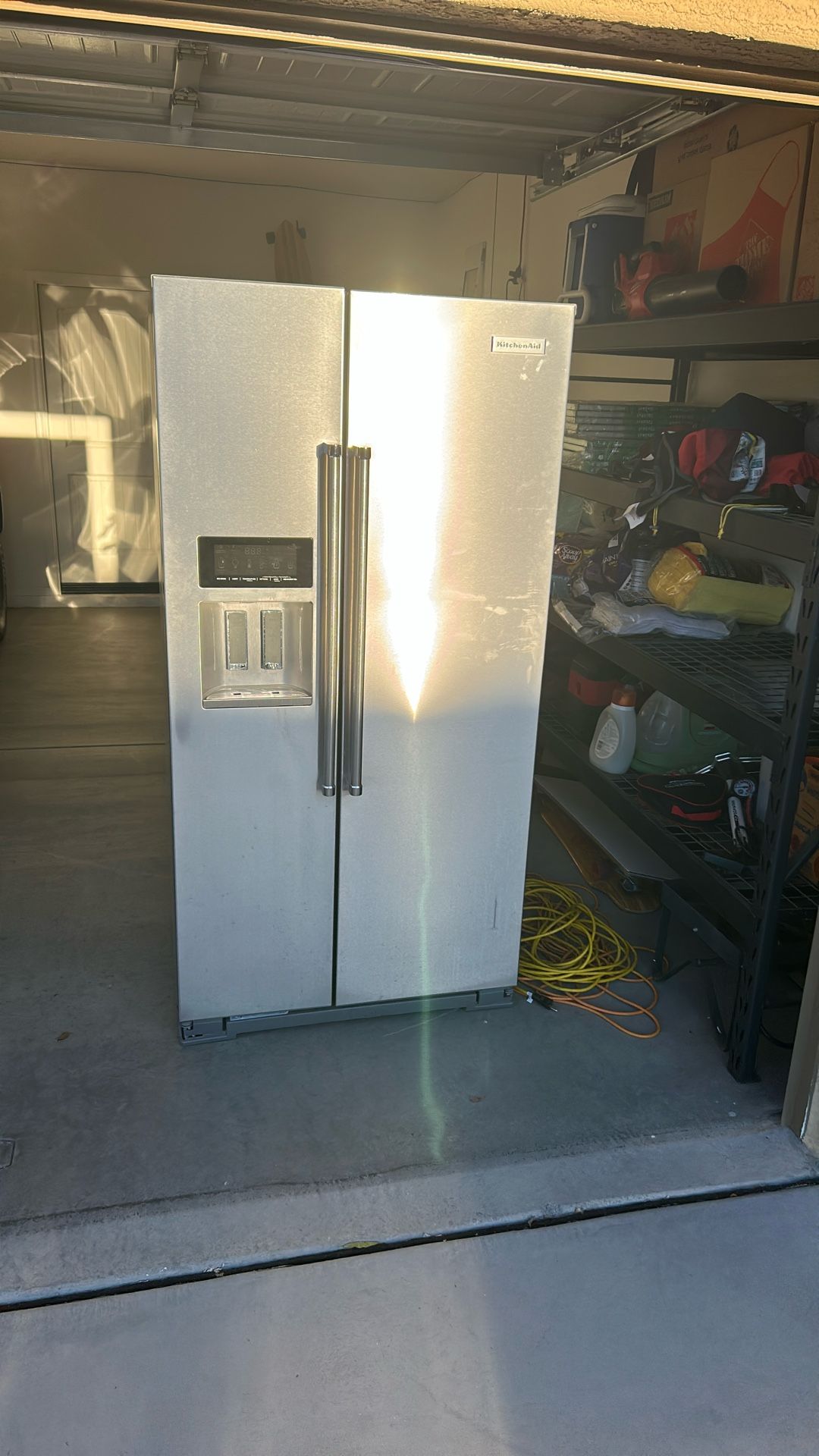 FREE FRIDGE
