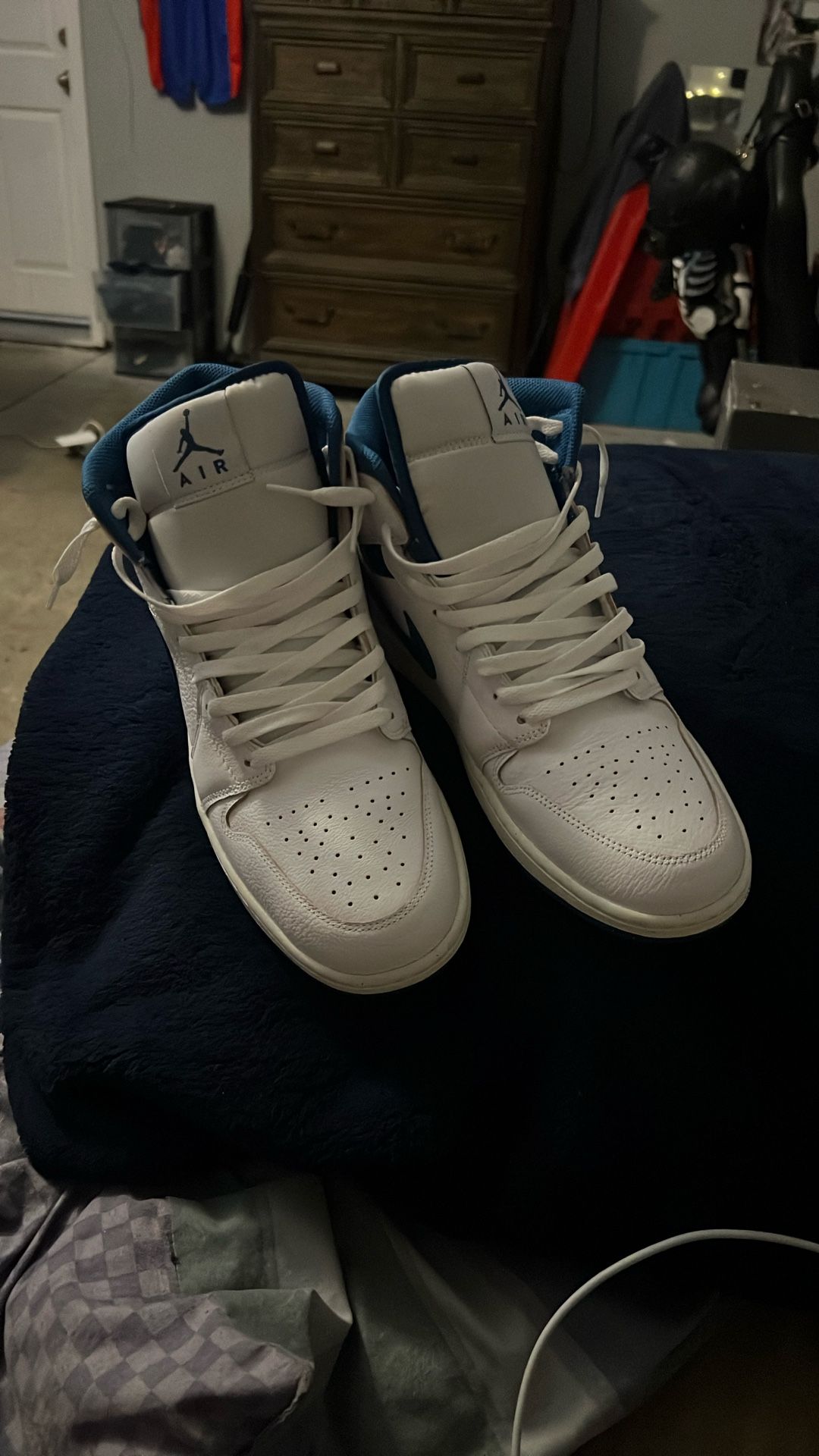 Jordan 1s Size 13