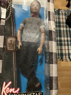 2011 Ken Fashionista Doll