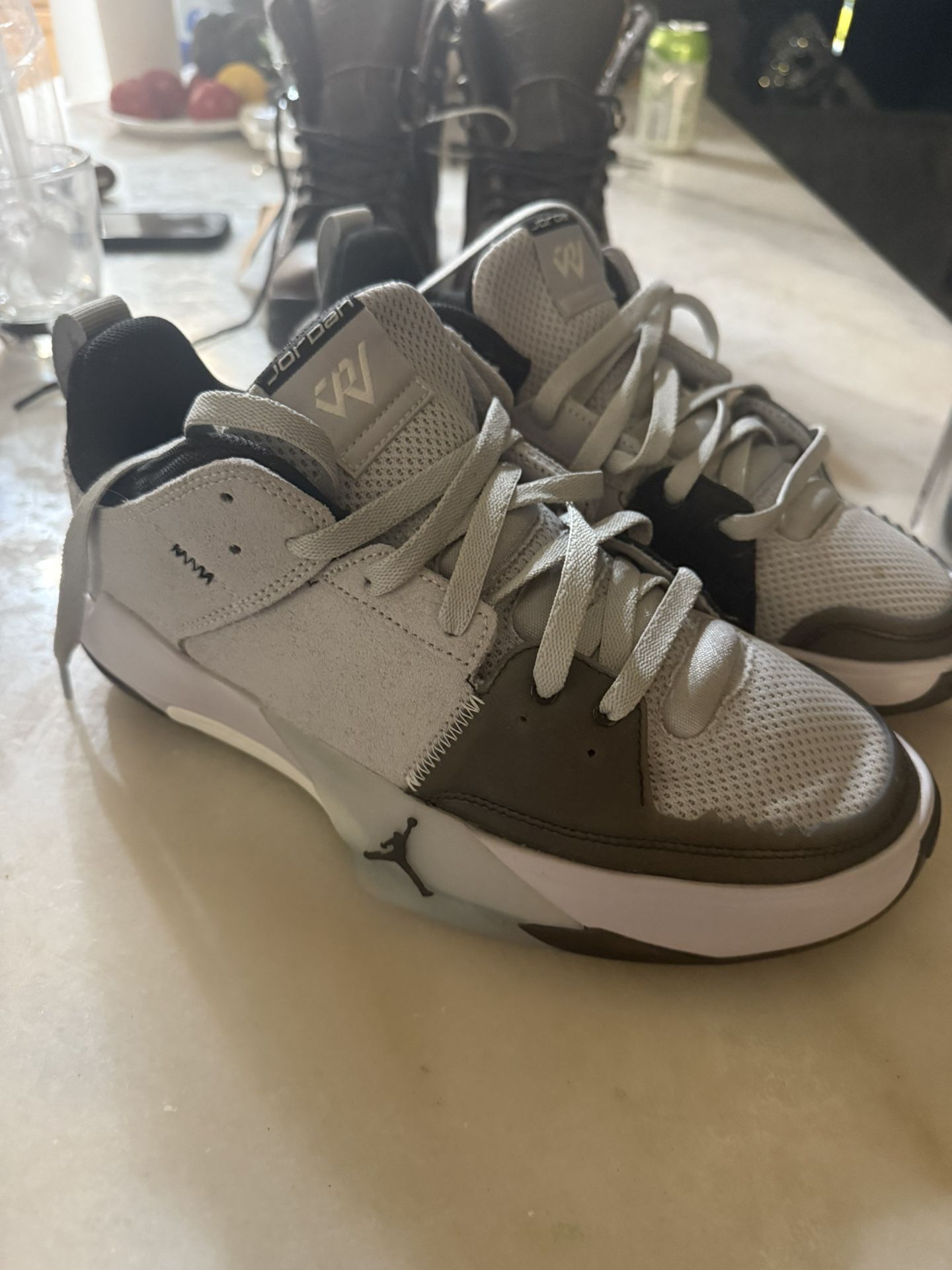 ALL 40$ EACH BOY SHOES