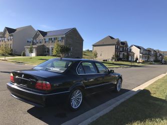 2001 BMW 740iL