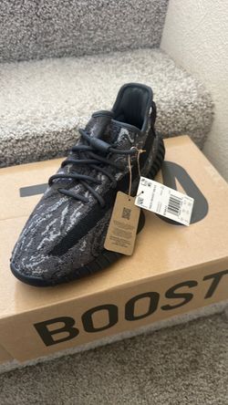 Adidas sneakers Yeezy Boost 350 V2 - Size  US9 - NEW