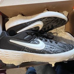 Nike baseball cleats, alpha huarache, elite two low