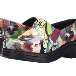 Klogs Shoes Size 9 women's For Sale