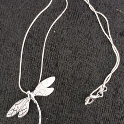 925 Sterling Silver Dragon Fly Pendant/w 18 Inch Sterling Silver Chain 
