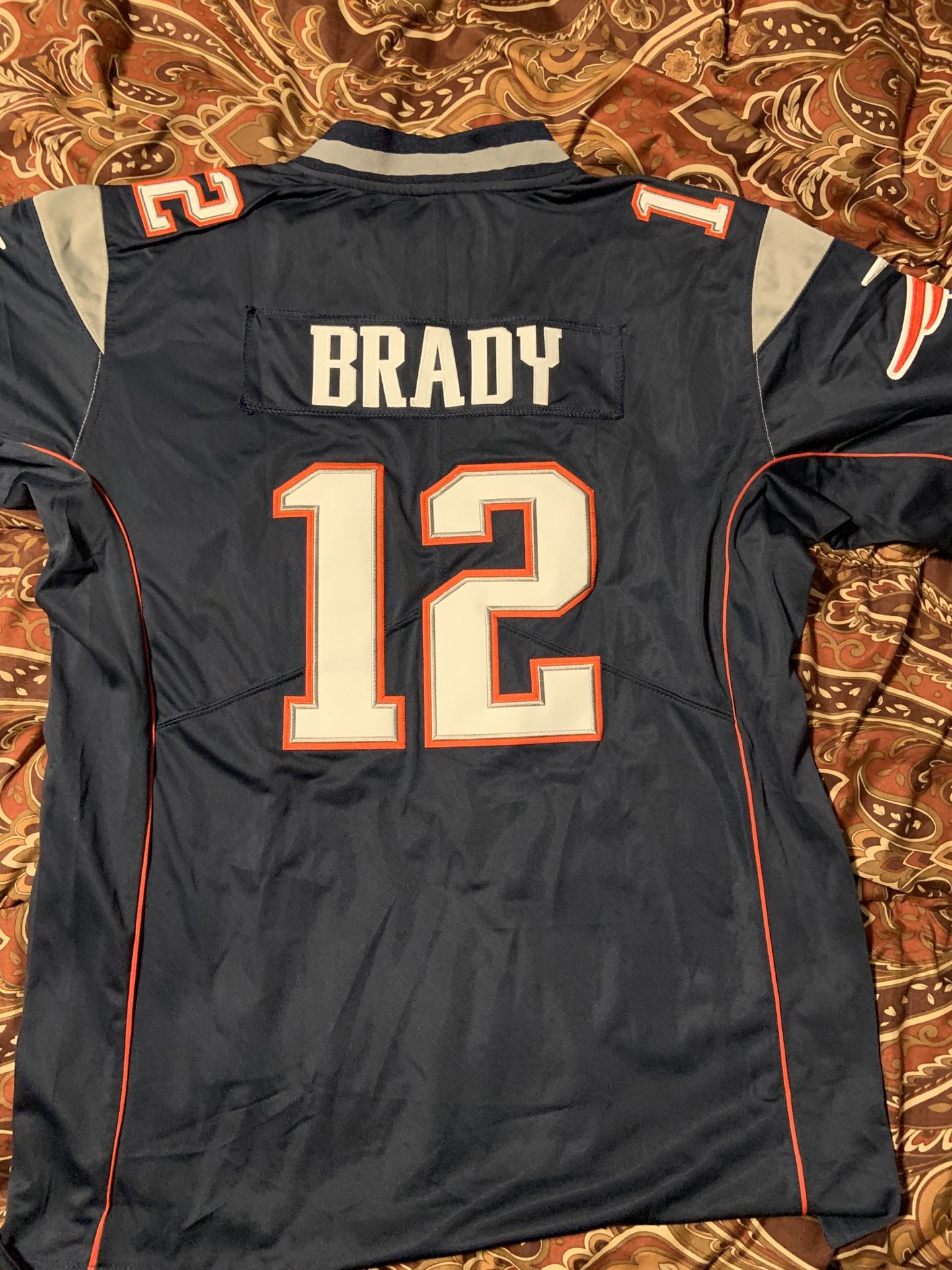 New L Tom Brady Patriots jersey (stitched)