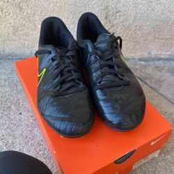 Soccer Shoes Nikes