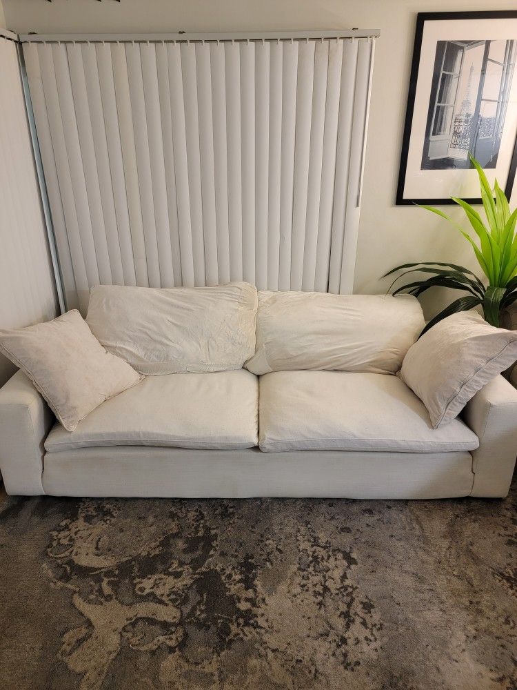Cloud Couch Utopia