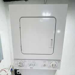Kenmore Washer&dryer Stackable 24inch